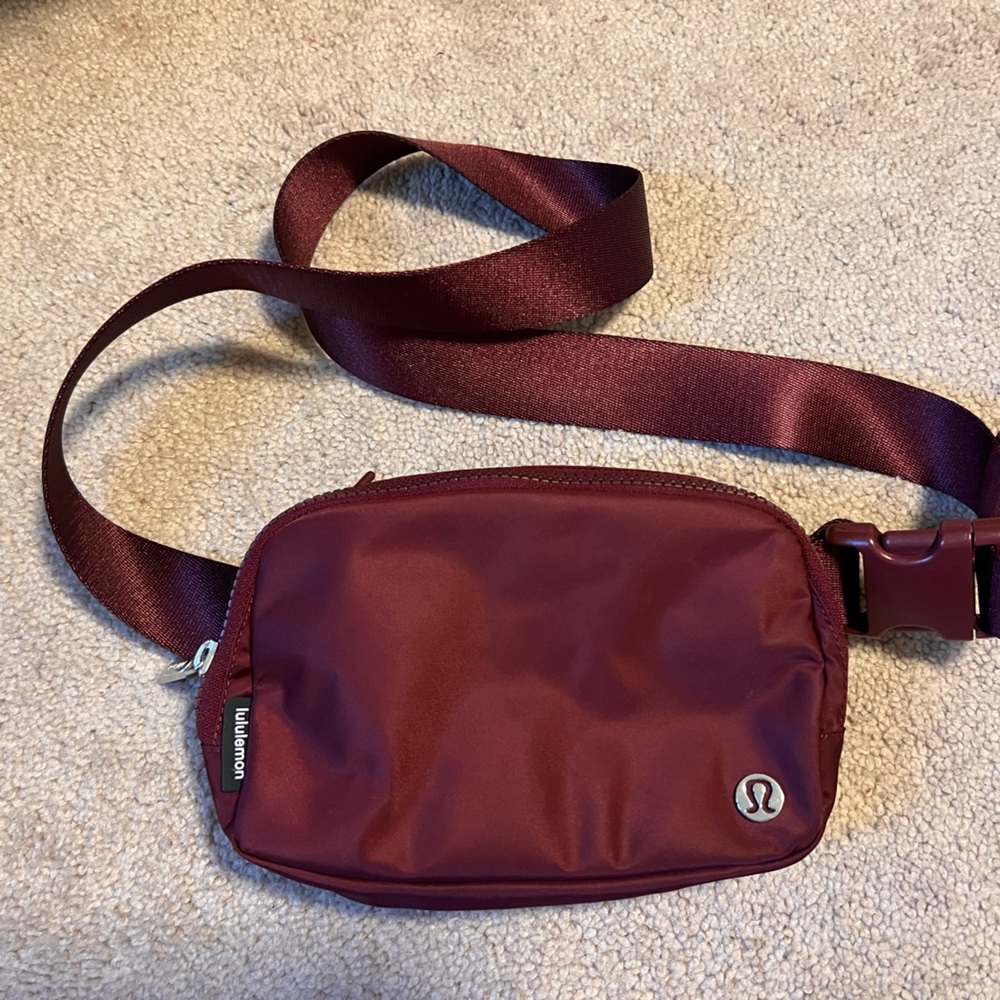 Lululemon burgundy belt bag